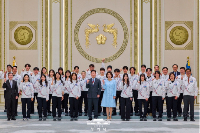 이재명 대통령, 동계올림픽 선수단 격려 오찬 기사 이미지
