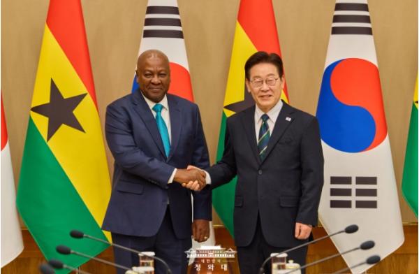 한-가나, '해양안보협력 양해각서' 체결…'해양 치안 협력 체계 발전'