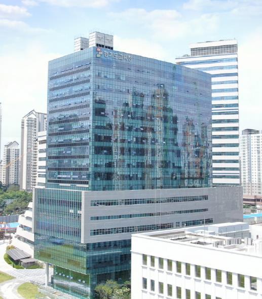 경기도교육청 '학교 운영비도 아끼고, 온실가스도 감축하고' 급식실 온수에 연료전지 활용해 가스요금 43% 절감