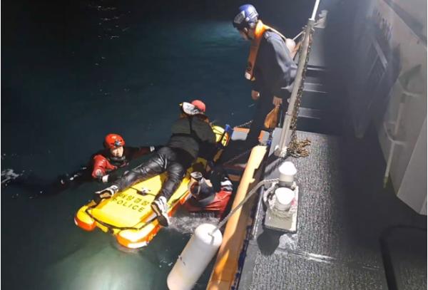 사천해경, 남해군 상주 갯바위 고립자 2명 구조