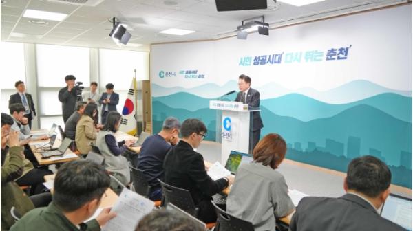 춘천시, ‘전화 한 번·방문 한 번’ 통합돌봄 도시 구축