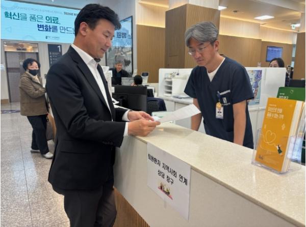 ‘퇴원 후에도 돌봄 이어진다’ 포항시, 통합돌봄 사업 현장 점검