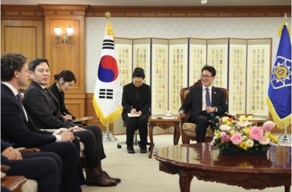 김민석 국무총리, 미샤 라스킨 리플렉션AI 대표 등 관계자 접견