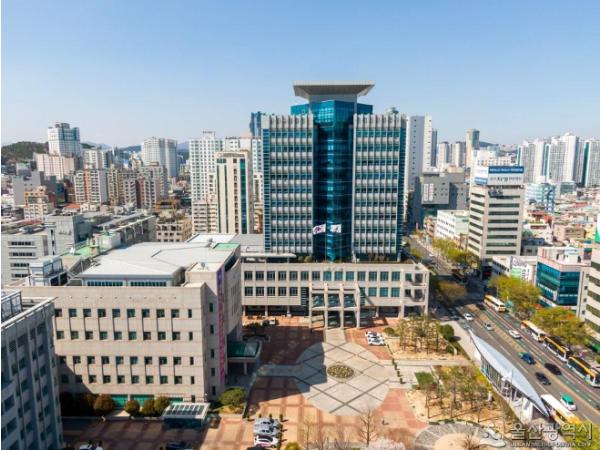 울산암각화박물관 “반구천 암각화와 함께 사진 찍기와 요가를”