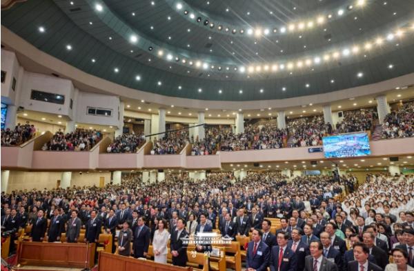 이재명 대통령 부부, 2026 한국교회 부활절 연합예배 참석