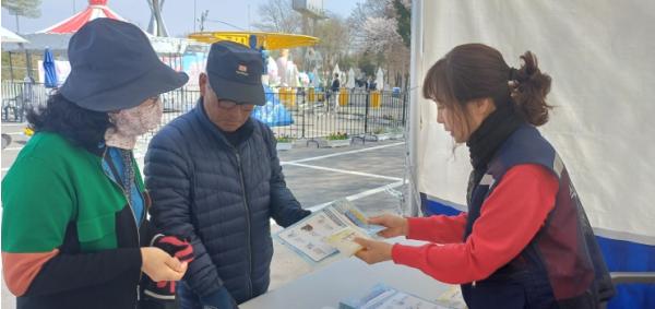 김제시, 꽃빛드리 축제맞아 식중독 예방 지도점검 및 위생 홍보 실시