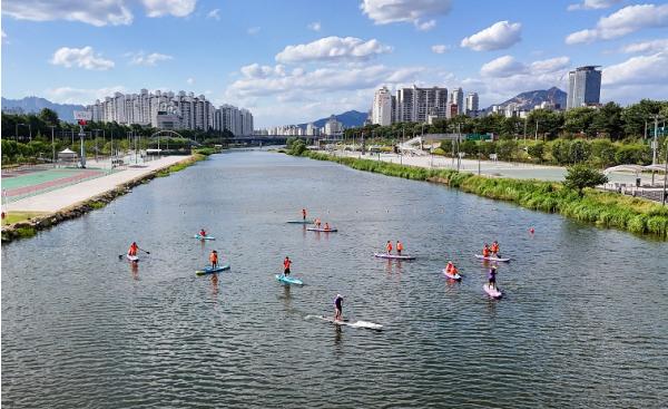 동대문구, 중랑천 수상스포츠 시즌 연다…4월 10일부터 5월 프로그램 예약