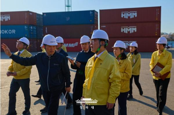 이재명 대통령, 화물운송·물류업계 종사자와의 대화