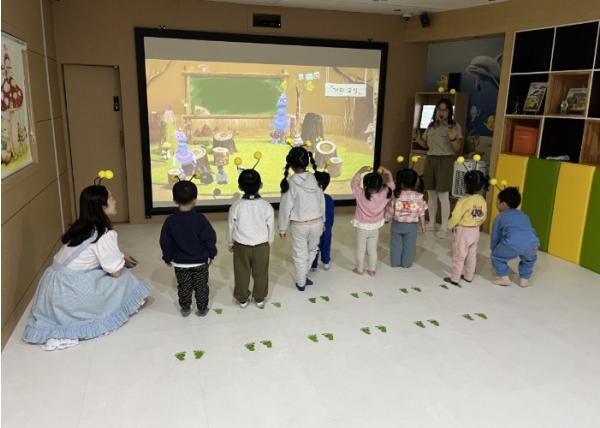 문경시립모전도서관 체험형 동화구연 운영